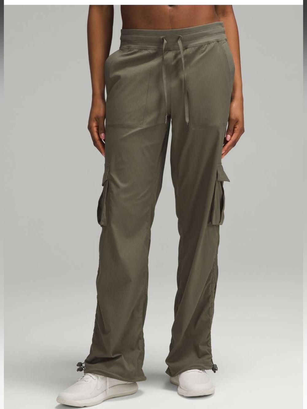 NWT Lululemon Dance Studio Relaxed-Fit Mid-Rise Cargo Pant / Army Green